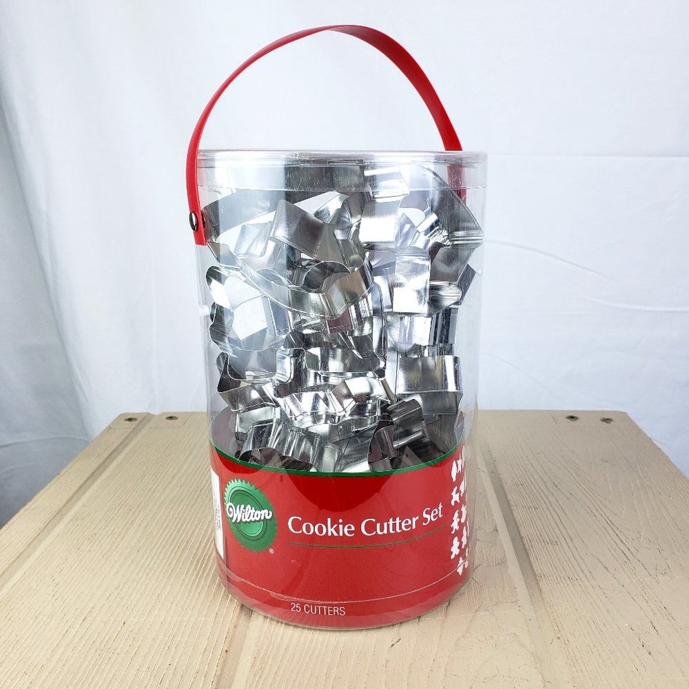 Wilton Cookie Cutter Set Holiday Shapes